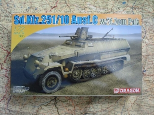 DML7314  Sd. Kfz.251/2 Ausf.C + 3.7cm PAK kanon